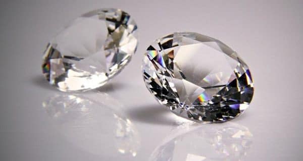 В чому різниця між алмазом і діамантом: що важливо знати про мінерал_2